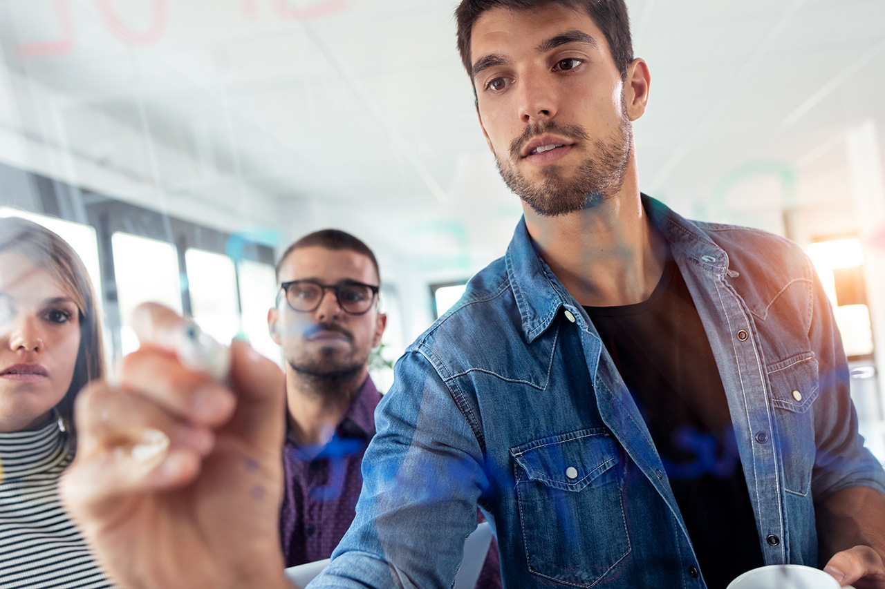 Strategische Steueroptimierung und Finanzplanung – Effiziente Lösungen für Ihre Finanzen Optimierung steuerlicher Strukturen, Finanzplanung, Investitionsberatung und Einsparpotenziale
